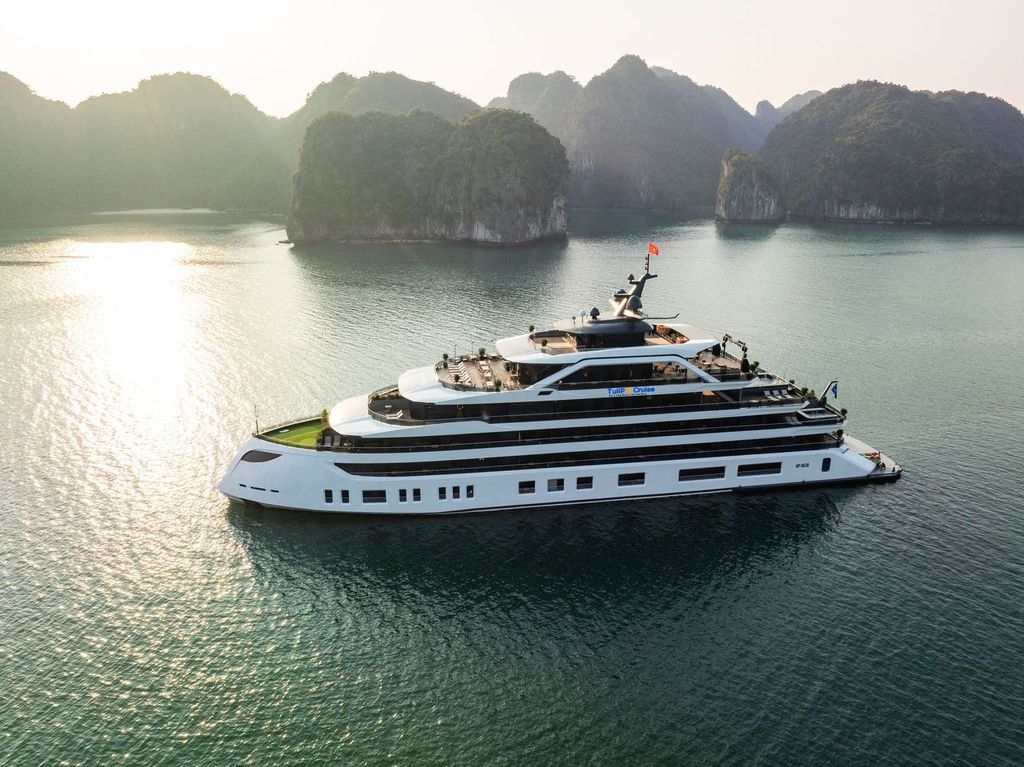 You are currently viewing Tulip Cruise 2 days/1 night