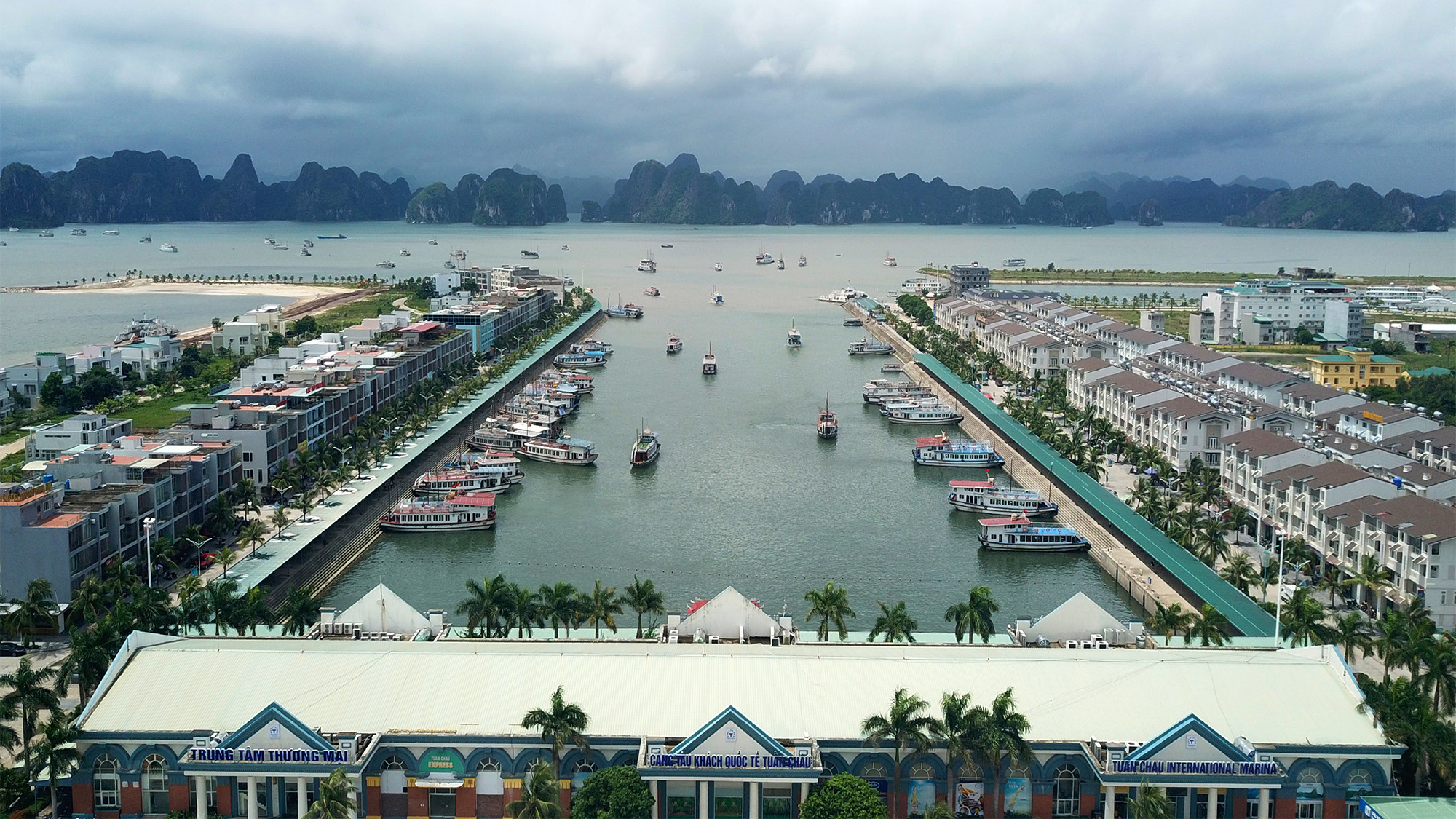 Read more about the article How to Travel from Hanoi to Tuan Chau Harbor